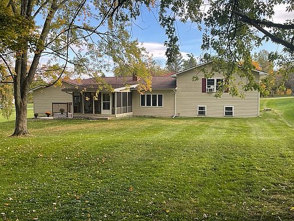 4th image of 128 Lancelot Dr