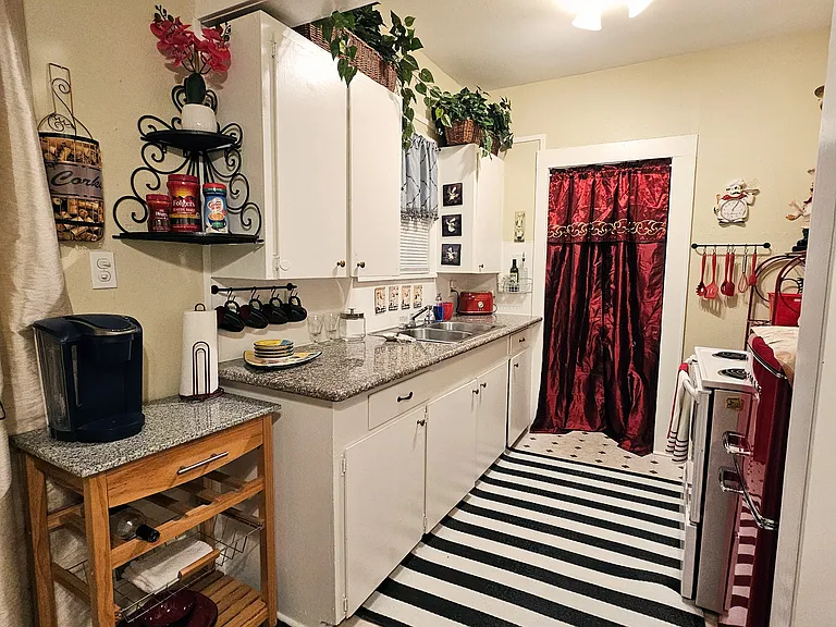 903 McIntosh St #903 — Photo 22