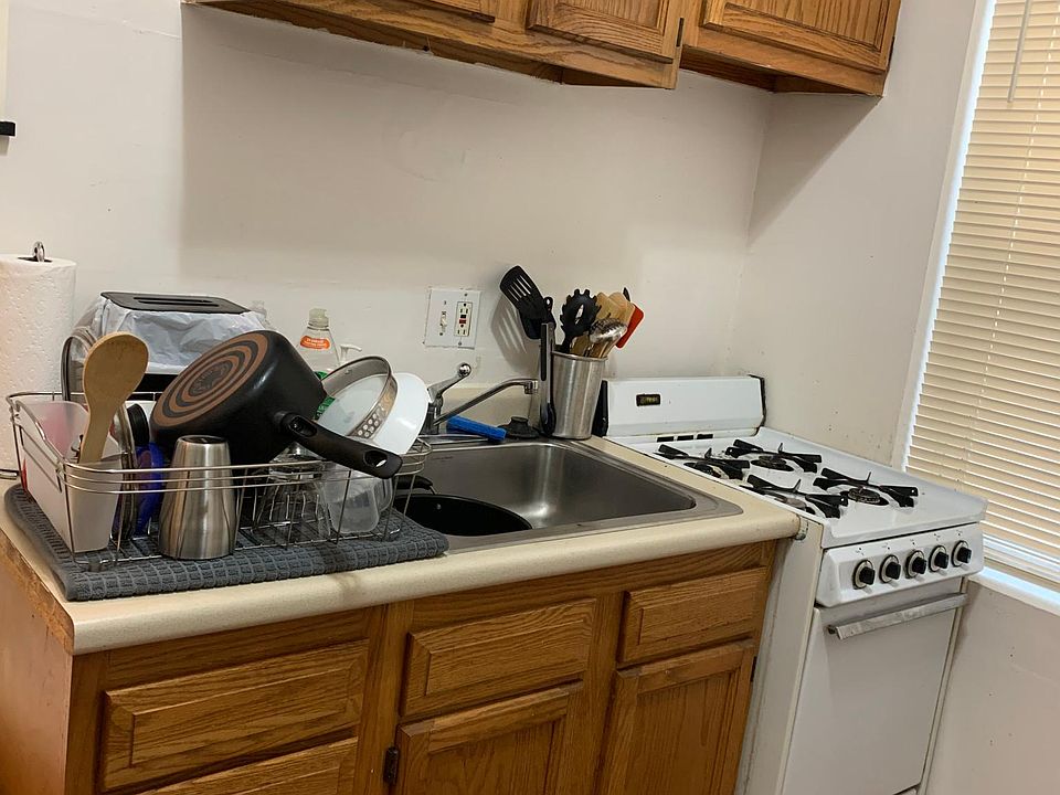 1st image of 80 Gordon St #A9ff5b12c