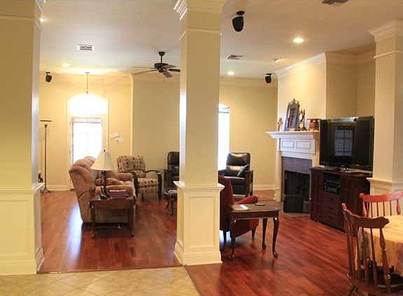 2nd image of 109 Kings Cove Cir