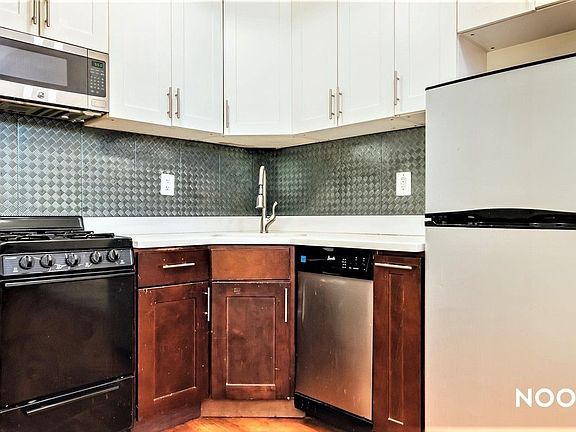 3rd image of 255 Evergreen Ave #3F