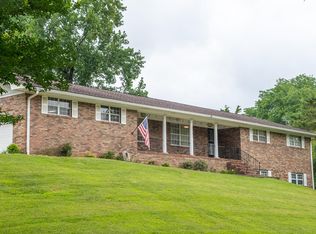 1708 Ray Jo Cir, Chattanooga, TN 37421