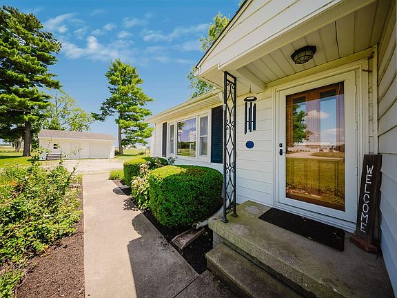4th image of 587 Bethlehem Rd W