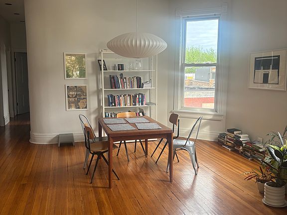 4th image of 1143 N Damen Ave APT 3