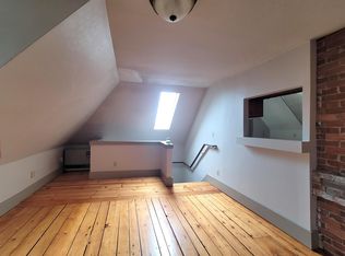 32 Ellsworth St APT 3, Portland, ME 04102