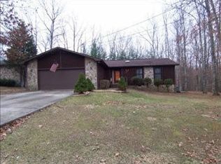 230 Lakeview Dr, Fairfield Glade, TN 38558