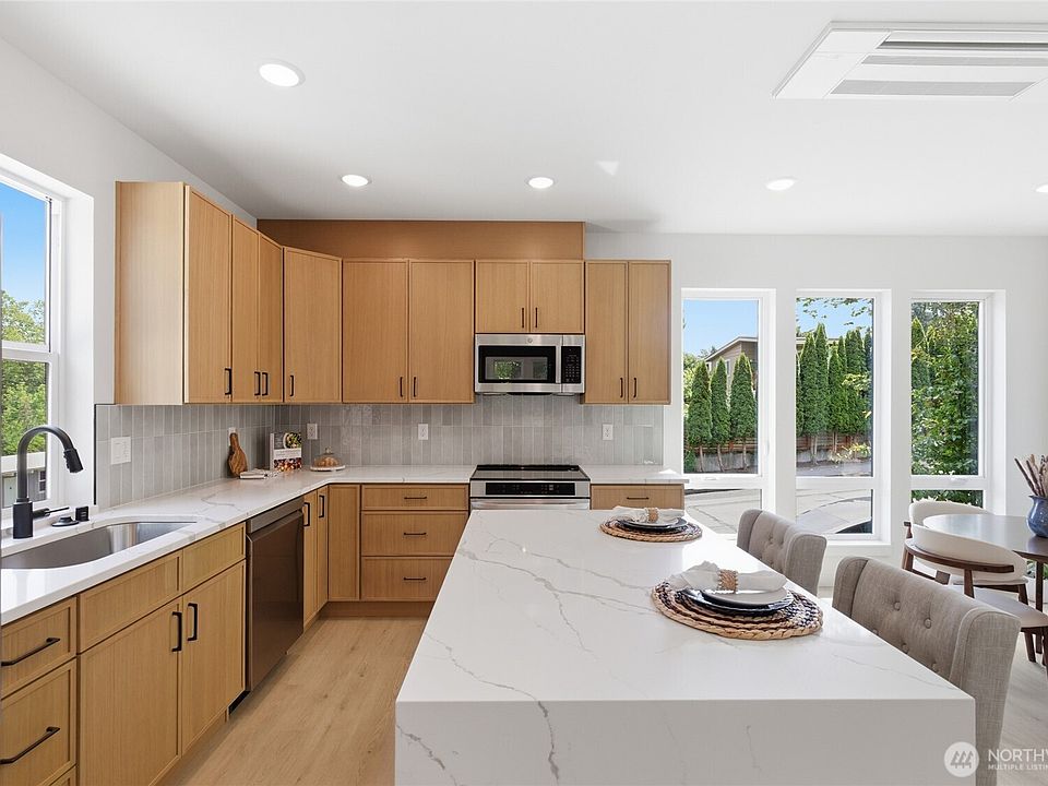 1st image of 5716 NE 65th Street