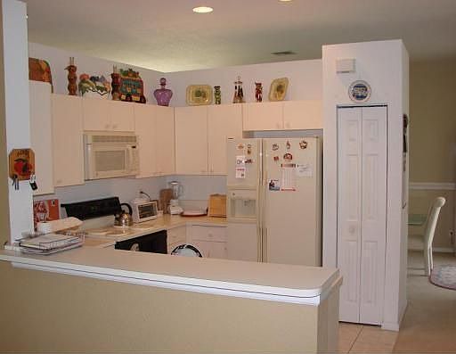 5th image of 1944 Aspen Ln