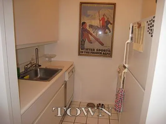 Rented by Town Residential | media 26
