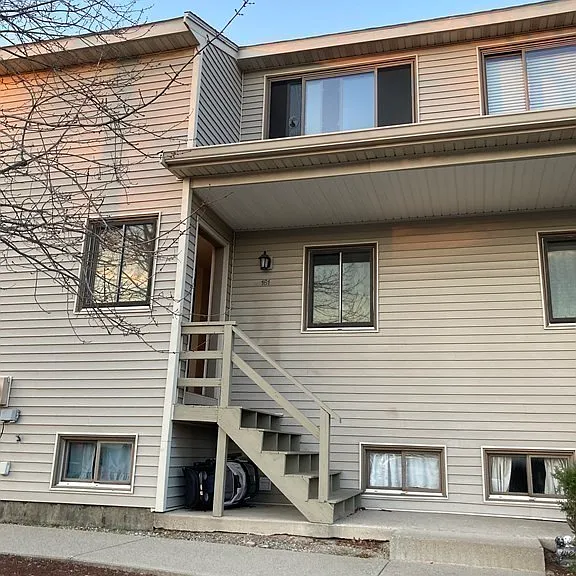 161 Highwood Dr #161 — Photo 1