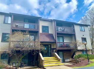 27427 Westown Blvd APT 1708, Westlake, OH 44145