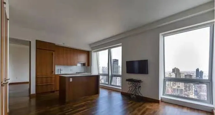 Rented by Forward NY Real Estate Corp | media 8