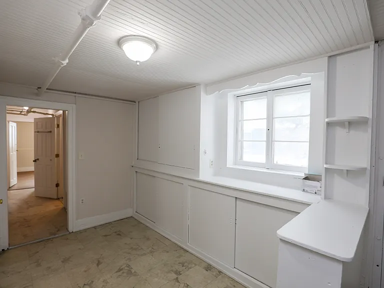 16 John St #5 — Photo 2