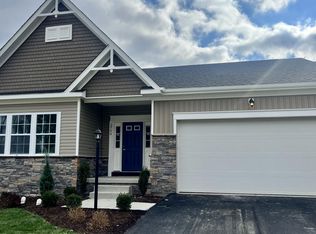 2706 Marra Dr, Gibsonia, PA 15044
