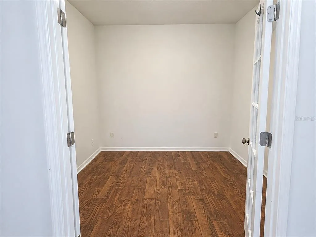 3 bed, 2.5 bath, 1550 sqft, $2,000 — Photo 4