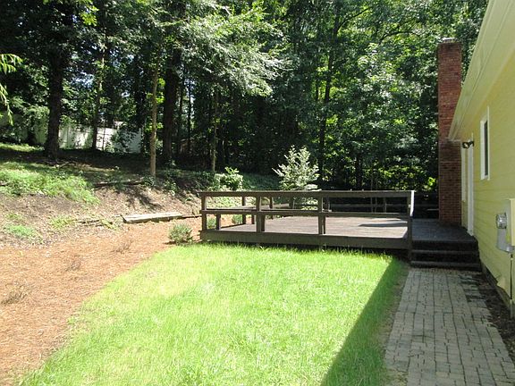 2nd image of 505 Valleybrook Dr