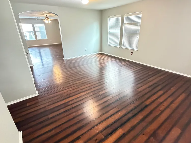 9005 Bellgrove Ct — Photo 10