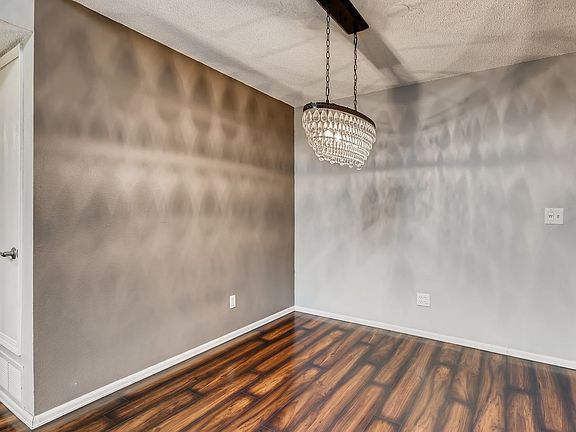 4th image of 8225 Fairmount Dr APT 5-207