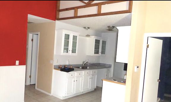 4th image of 3601 Candlerock Cir