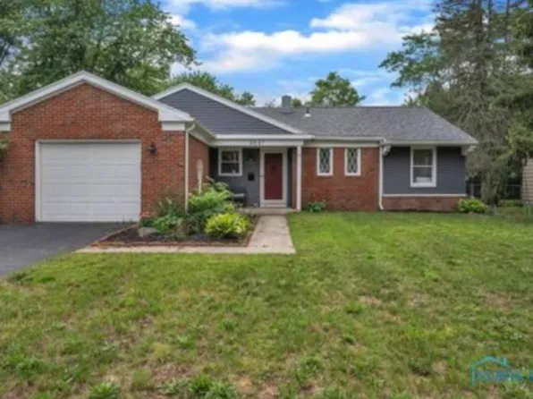 4647 Charlesgate Rd, Sylvania, OH 43560