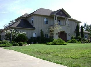 150 Gohlke Rd, Cuero, TX 77954