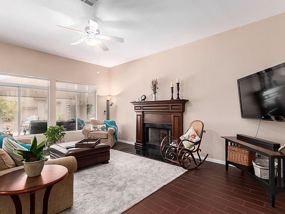 3rd image of 2039 W Peninsula Cir
