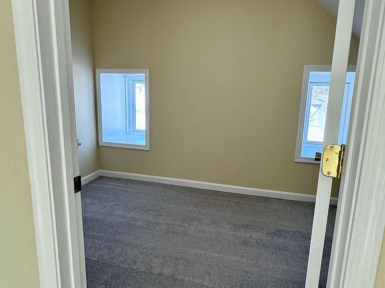 UPSTAIR BEDROOOM 2