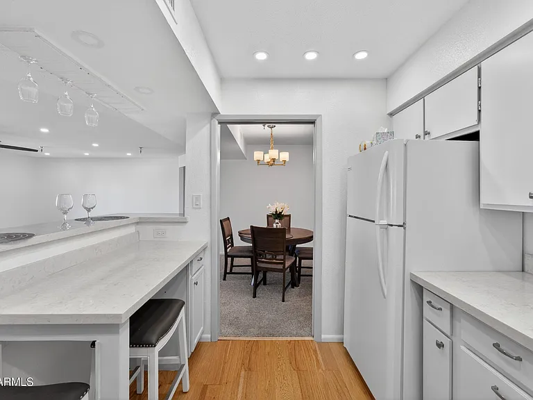 425 S Parkcrest #334 — Photo 16