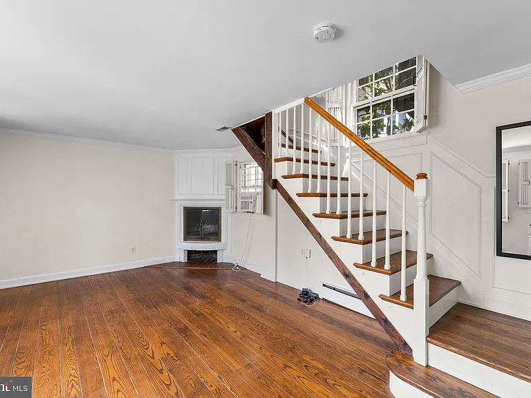 3341 Dent Pl NW — Photo 16