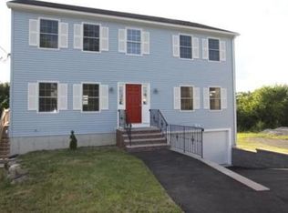 13 Thomas Cir, Salem, MA 01970