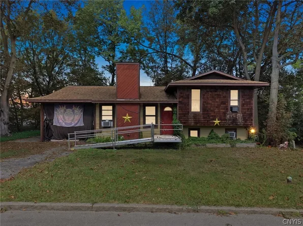 2208 Bellevue Ave, Syracuse, NY 13219