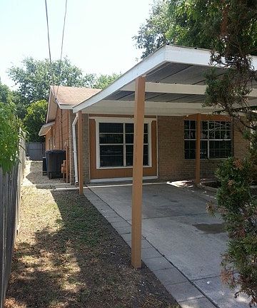 4th image of 8314 Charger Cir