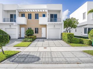 10263 NW 72nd St, Doral, FL 33178