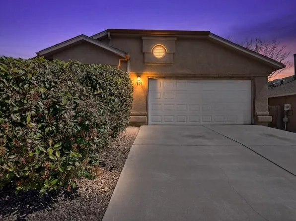 10811 Roan Ave SW, Albuquerque, NM 87121