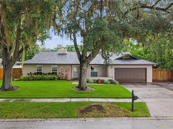 1112 Lakemont Dr, Valrico, FL 33594