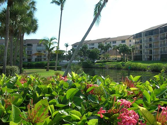 2nd image of 1301 Seafarer Cir APT 206