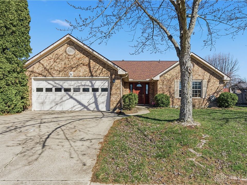 1st image of 8858 Deer Hollow Dr