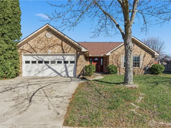 8858 Deer Hollow Dr, Dayton, OH 45424