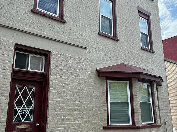 2nd image of 576 2nd Avenue