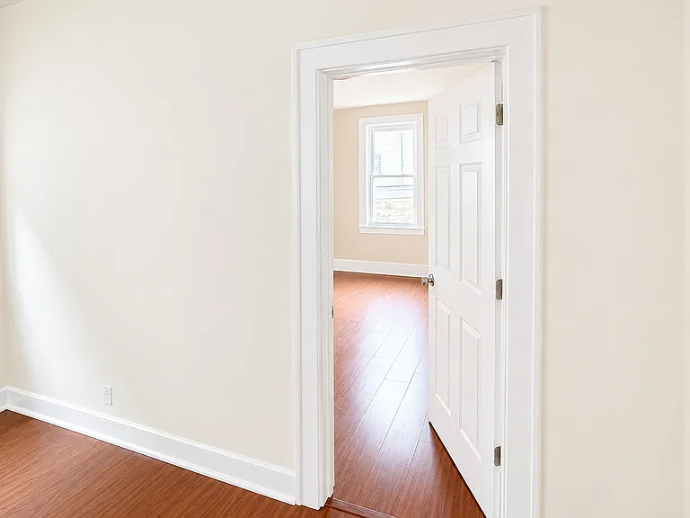 137 Hammond Ave #4 — Photo 27
