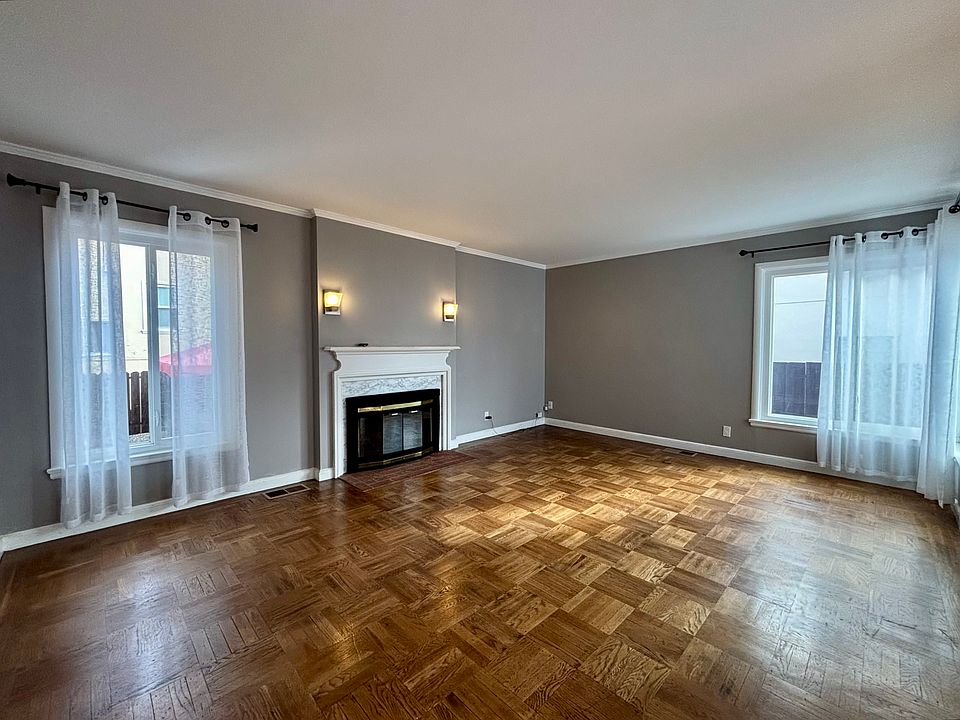 1st image of 858 Highland Ave
