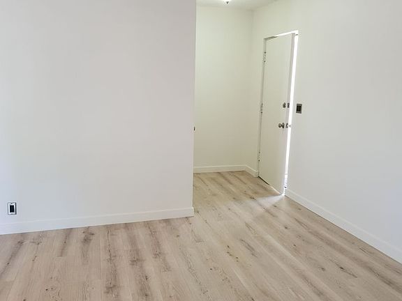 3rd image of 6416 Woodley Ave APT 7