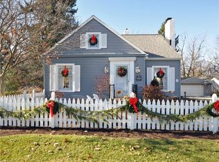 368 Oakmoor Rd, Bay Village, OH 44140