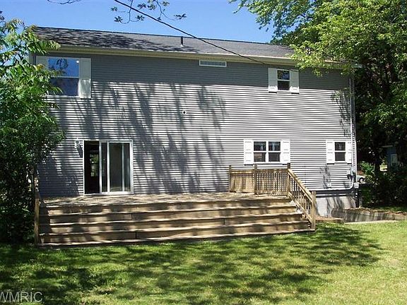 5th image of 218 E Melendy St