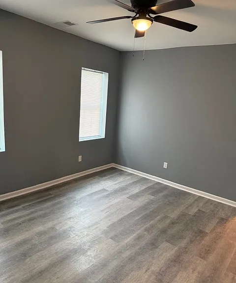 816 Russell St — Photo 12