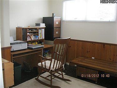 5th image of 15936 Thomas St