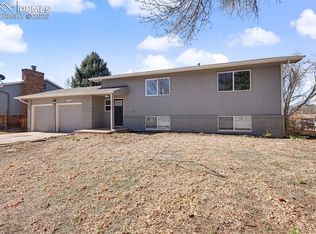 7315 Colonial Ct, Fountain, CO 80817
