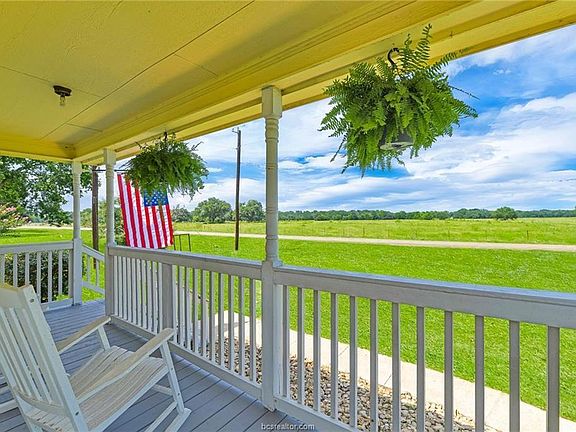 3rd image of 1172 County Road 268