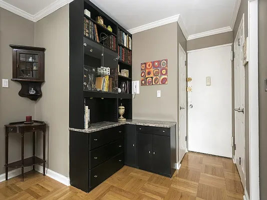 Sold by Sotheby's International Realty | media 3