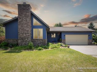 1413 6th St, Belding, MI 48809